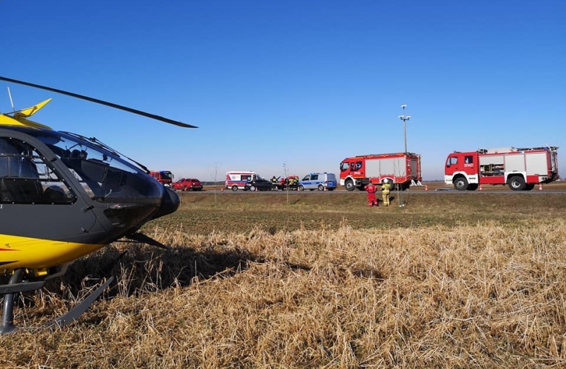 7/10 Zderzenie volkswagena i wojskowej skody koło Templewa