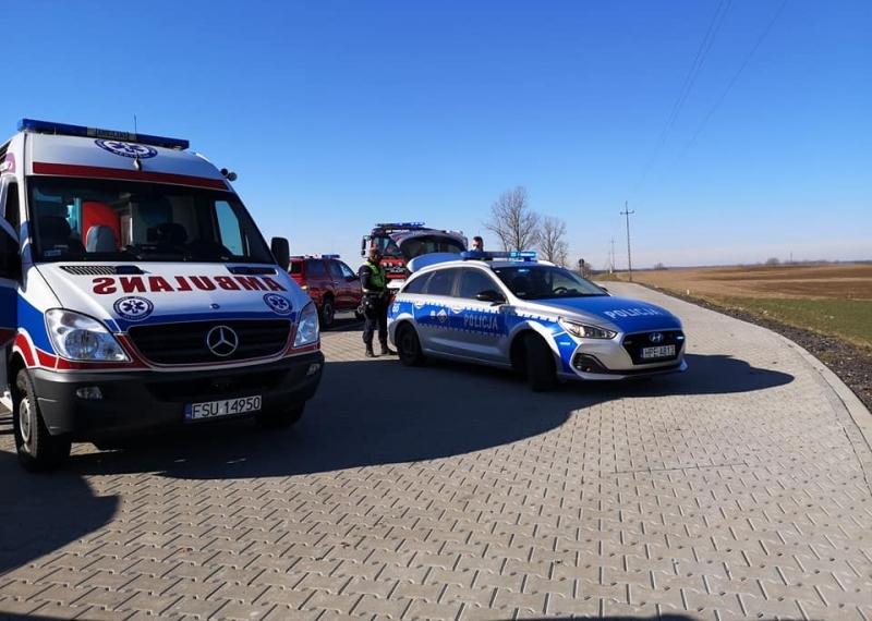 8/10 Zderzenie volkswagena i wojskowej skody koło Templewa