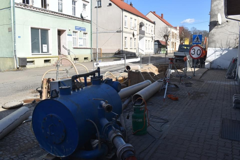 7/8 Prace podziemne na wielu ulicach w Sulęcinie