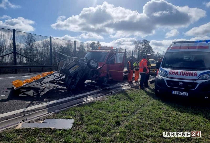 2/4 Wypadek na trasie S3 koło Międzyrzecza