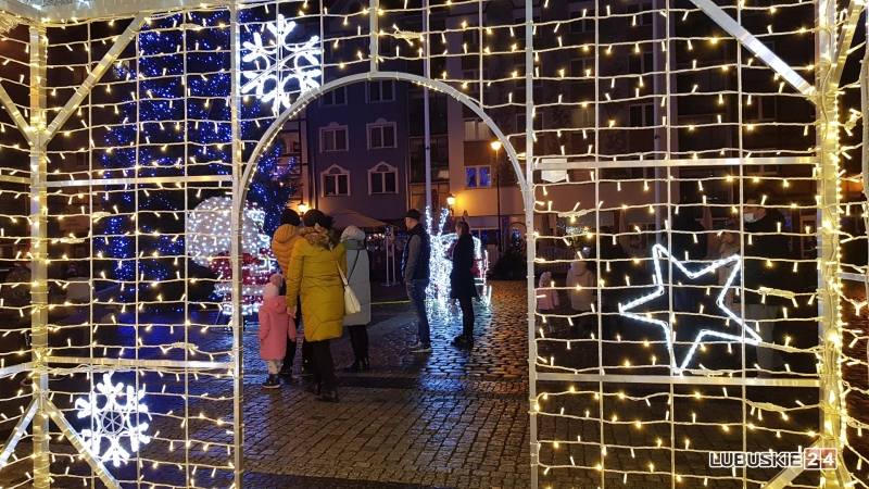 13/19 Świąteczne iluminacje w Gorzowie
