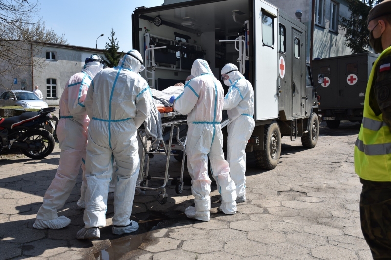 9/9 Kolejna ewakuacja pacjentów ze szpitala w Skwierzynie