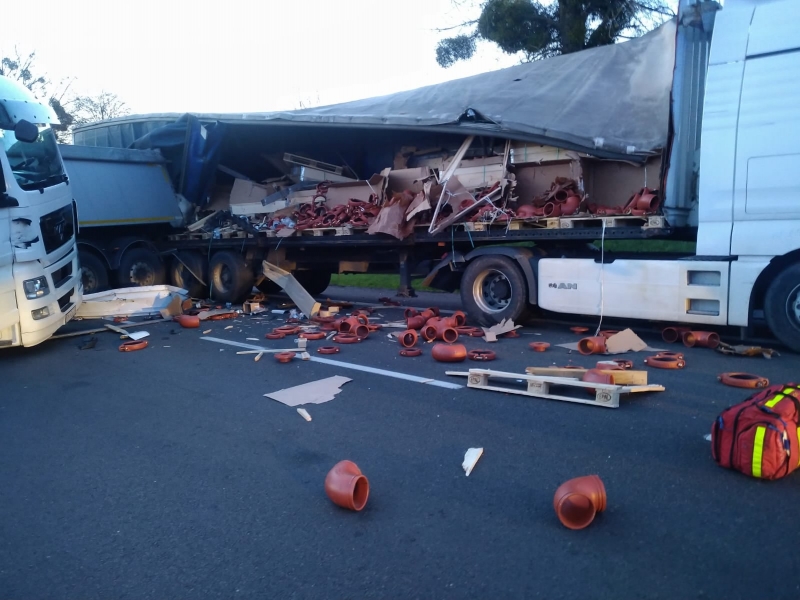 5/5 Zderzenie dwóch ciężarówek na DK92