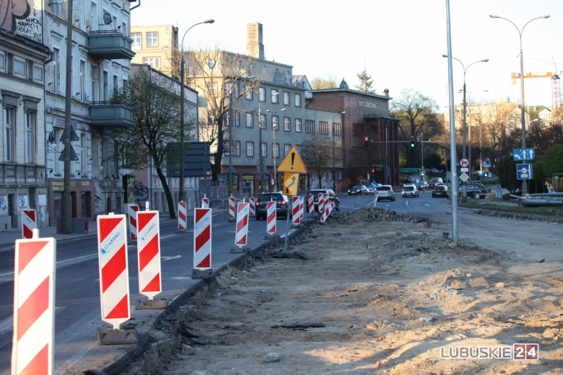 5/16 Ślady historii odkryte na rozkopanej Chrobrego w centrum Gorzowa