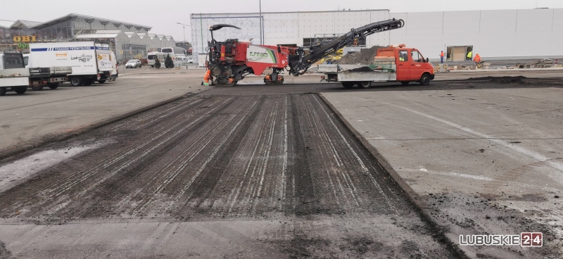 7/13 Prace przy Leroy Merlin w Gorzowie