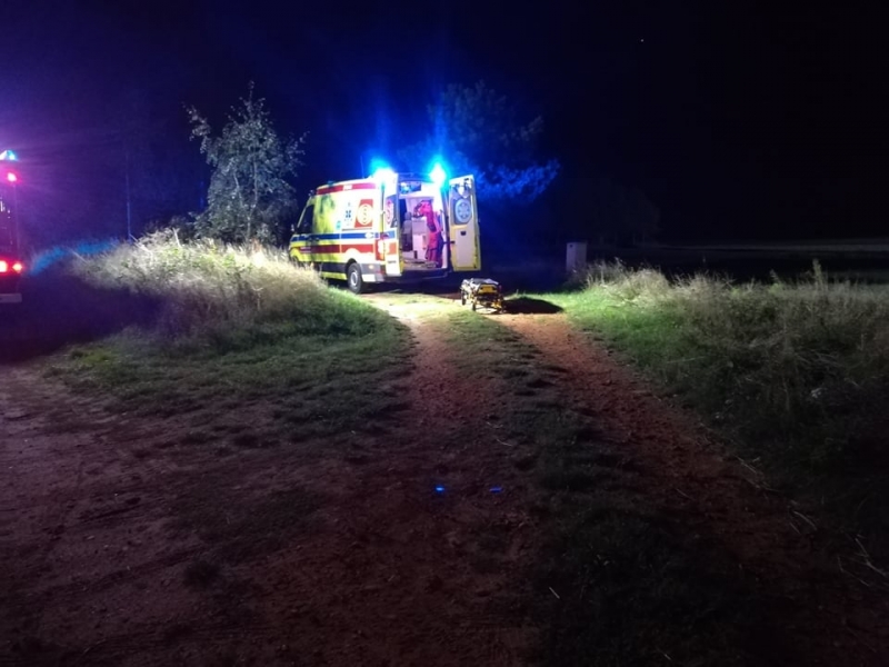 5/6 Akcja ratunkowa mężczyzny nad jeziorem w Chycinie