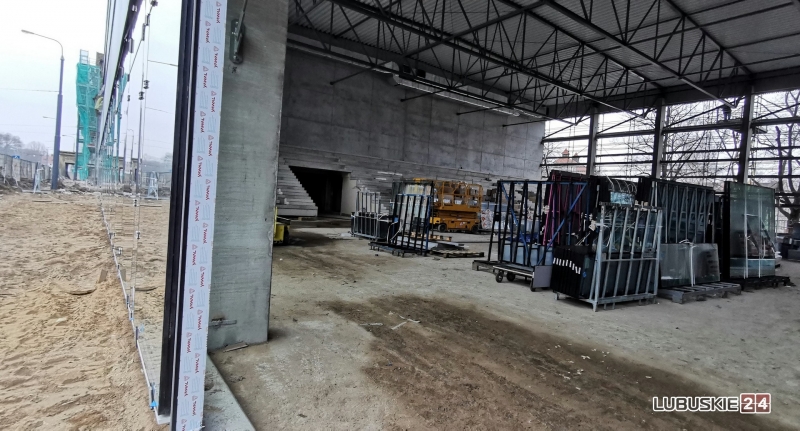 12/21 Gorzów: Trwa budowa CEZiB