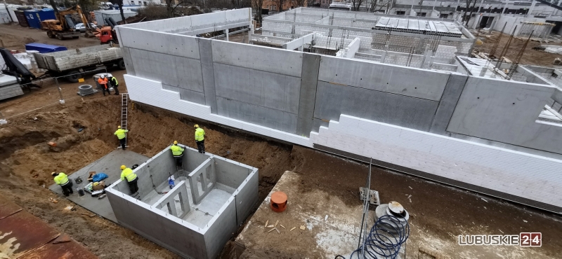 21/21 Gorzów: Trwa budowa CEZiB