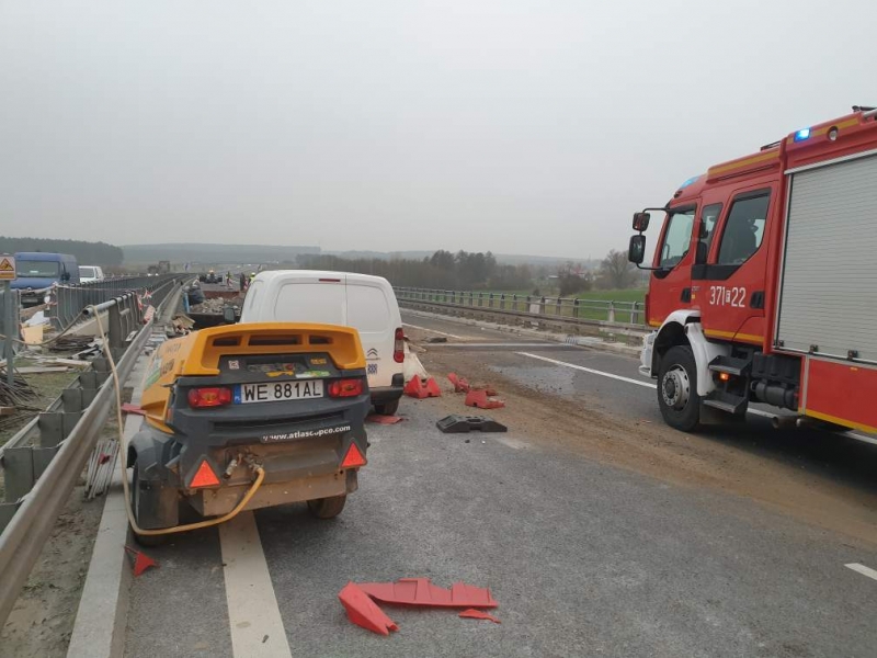 1/4 Śmiertelny wypadek na S3. Nie żyje pracownik służby drogowej