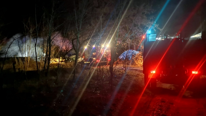 5/6 Ogromny pożar pod Cybinką. Budynek doszczętnie spłonął