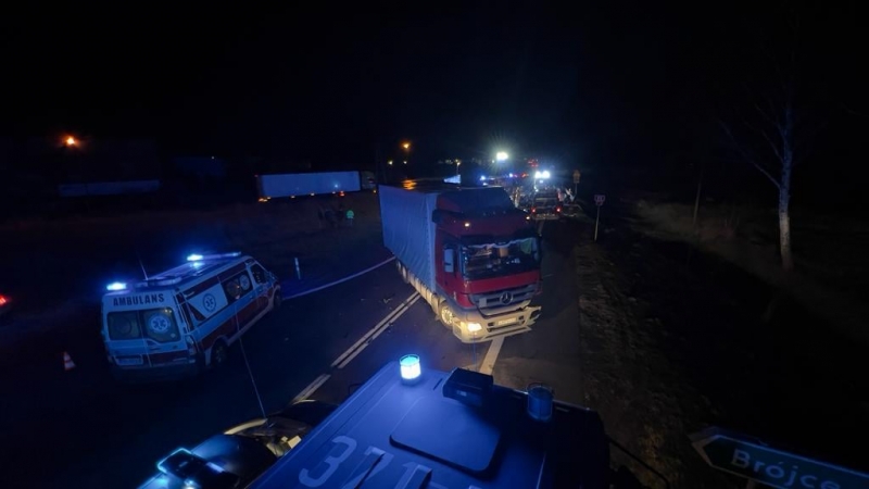 4/4 Śmiertelny wypadek na DK92. Nie żyje kierowca volkswagena