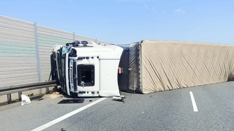 5/5 Zderzenie ciężarówki z pojazdem obsługi S3 w Świebodzinie