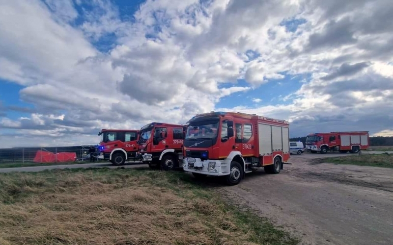 3/13 Tragiczny wypadek w Murzynowie. Nie żyje kierowca mercedesa