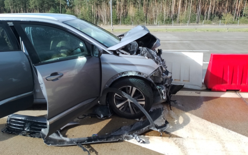 7/10 Pościg na autostradzie A2 zakończony wypadkiem