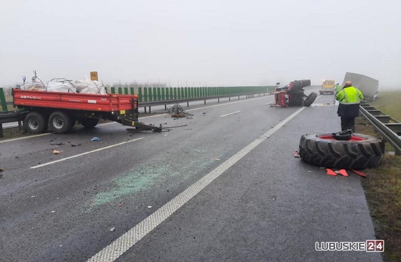 4/7 Zderzenie auta dostawczego z ciągnikiem na S3