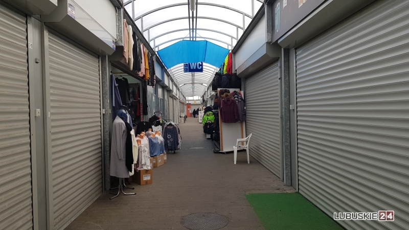 9/11 Bazar w Słubicach świeci pustkami