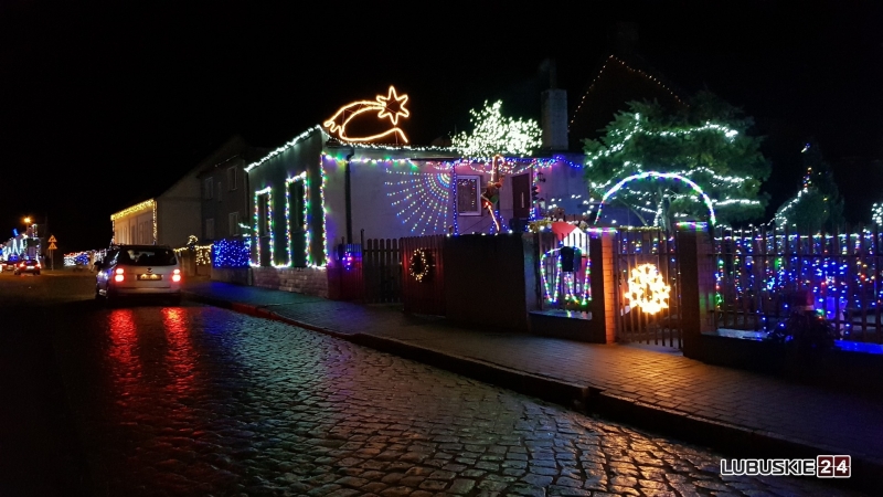 3/18 Tak Popowo błyszczy na święta Bożego Narodzenia