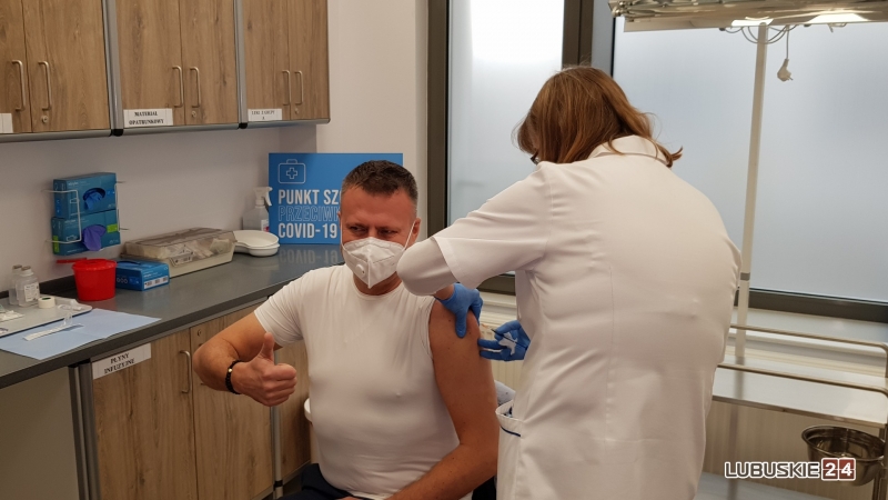 4/11 Szczepienia przeciwko COVID-19 w szpitalu w Gorzowie