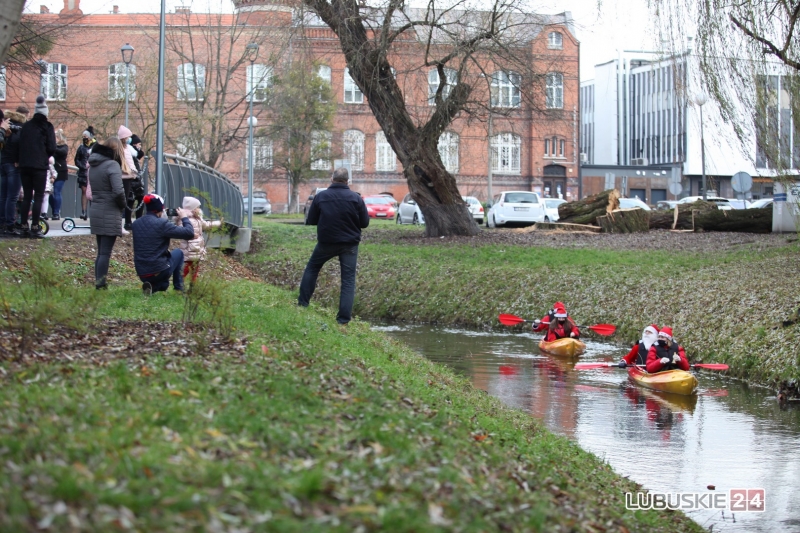 11/21 Gorzów: Mikołaje w kajakach