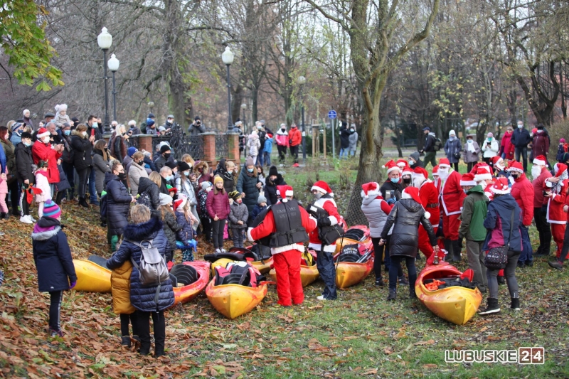 13/21 Gorzów: Mikołaje w kajakach