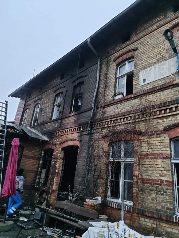 6/6 Pożar w budynku smażalni w Wierzbnie