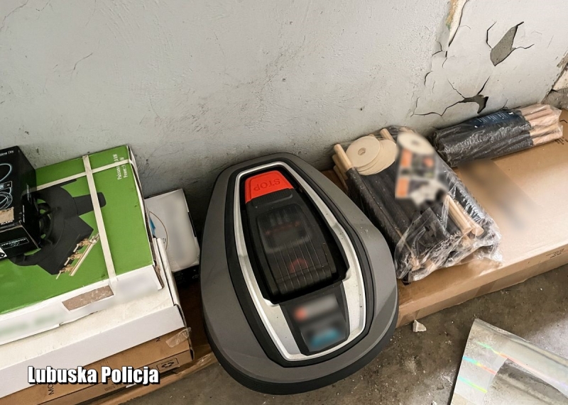 6/14 Okradał własne ciężarówki